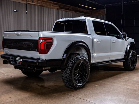 Used 2025 Ford F150 Raptor AWD/4WD image 10