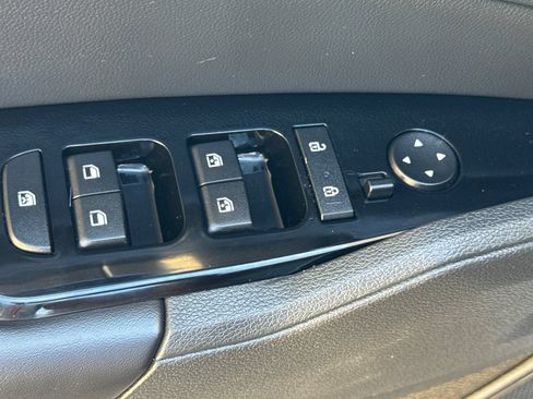 Used 2023 Kia Sportage X-Line w/ X-Line Premium Package AWD/4WD image 12