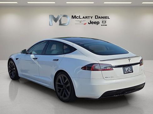 Used 2021 Tesla Model S Plaid image 4
