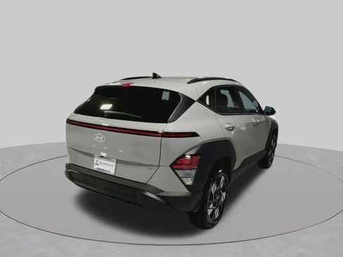 Used 2024 Hyundai Kona SEL AWD/4WD image 9