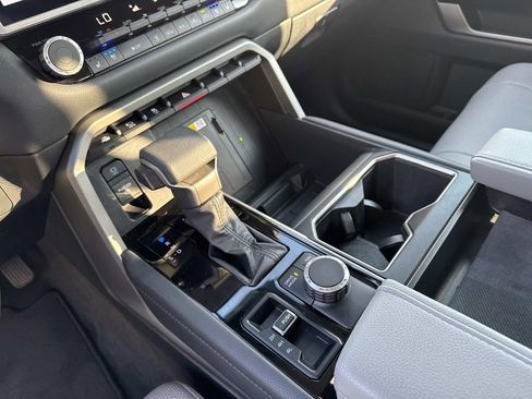 Used 2023 Toyota Tundra Limited image 26