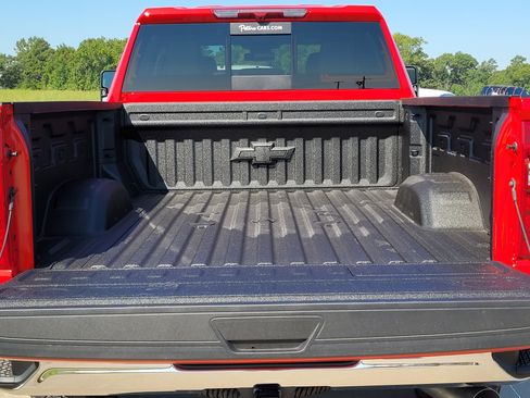 New 2025 Chevrolet Silverado 2500 LT w/ Texas Edition image 7