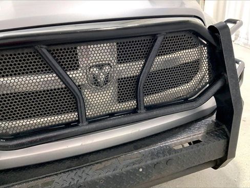 Used 2019 RAM 1500 Tradesman w/ Chrome Appearance Group image 29