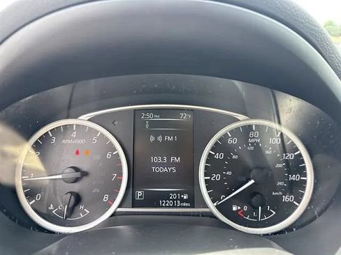 Used 2018 Nissan Sentra SV FWD image 10
