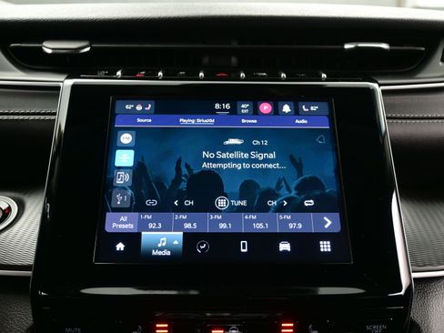 Used 2024 Jeep Grand Cherokee L Laredo w/ Luxury Tech Group I image 21