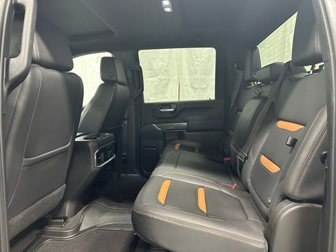 Used 2022 GMC Sierra 2500 AT4 image 42