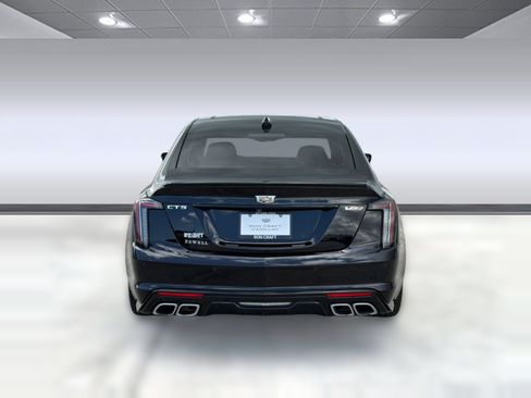 Used 2022 Cadillac CT5 V w/ Premium Package RWD image 10