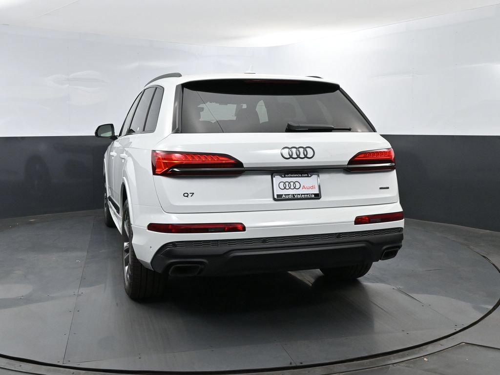 New 2026 Audi Q7 2.0T Premium AWD/4WD image 23