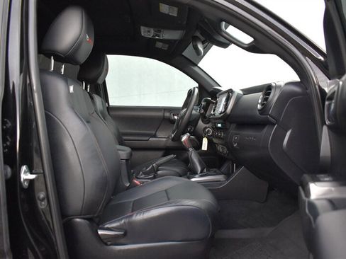 Used 2021 Toyota Tacoma TRD Pro AWD/4WD image 27