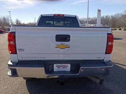 Used 2018 Chevrolet Silverado 2500 LTZ w/ Duramax Plus Package image 4