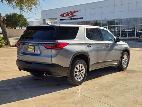 Certified 2021 Chevrolet Traverse LS w/ LPO, Blackout Package image 3