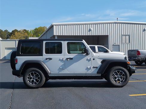 New 2026 Jeep Wrangler Unlimited Sport AWD/4WD image 7