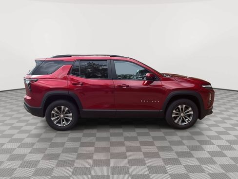Used 2025 Chevrolet Equinox LT w/ Convenience Package II FWD image 11