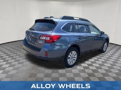Used 2017 Subaru Outback 2.5i Premium AWD/4WD image 11