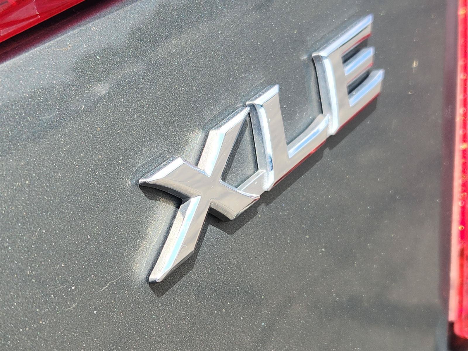 Used 2012 Toyota Camry XLE FWD image 13