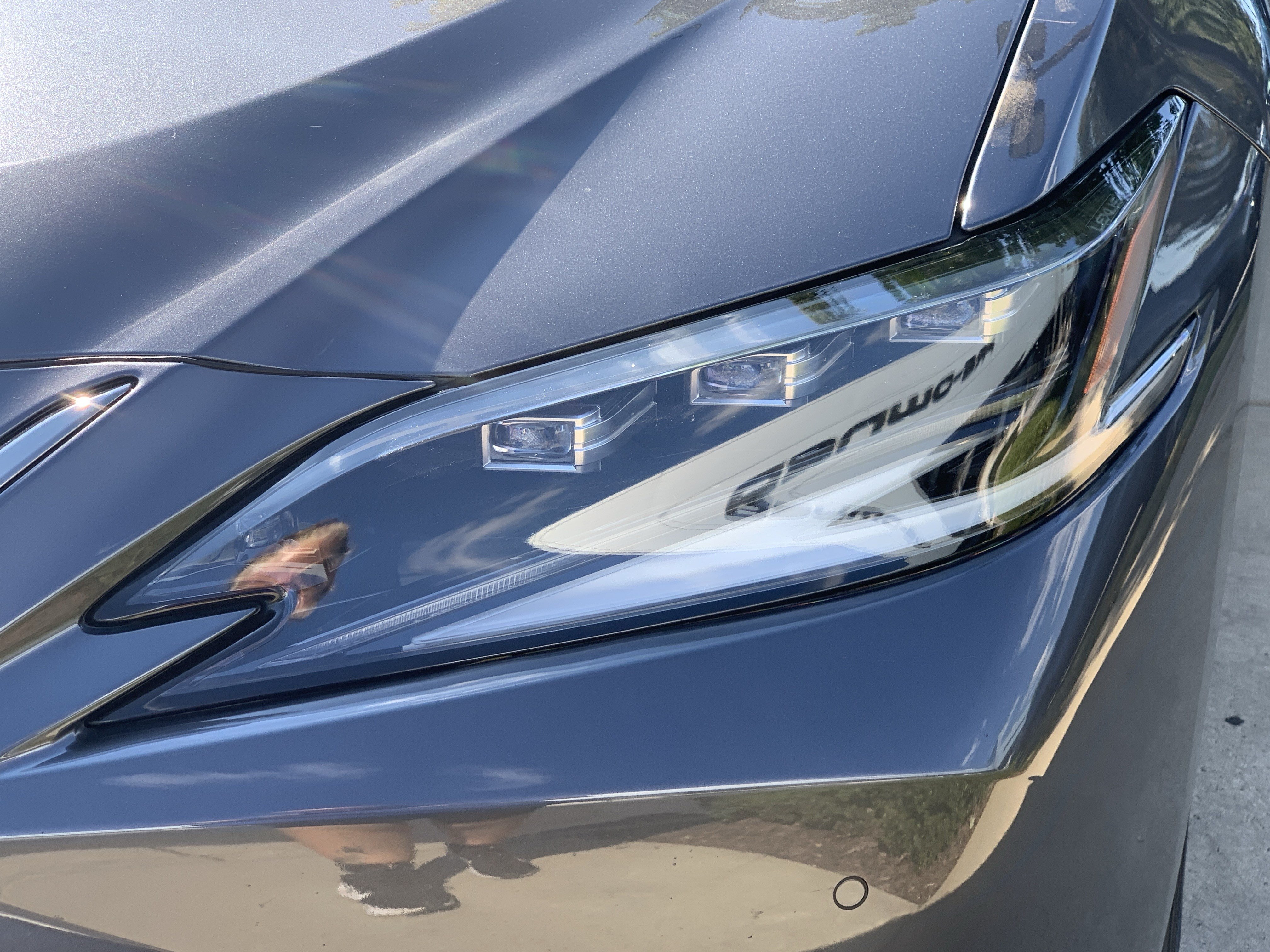 Used 2022 Lexus ES 300h F Sport w/ Accessory Package 2 FWD image 6