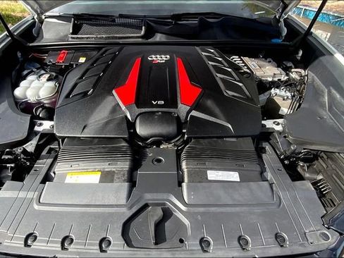 Used 2023 Audi RS Q8 image 10