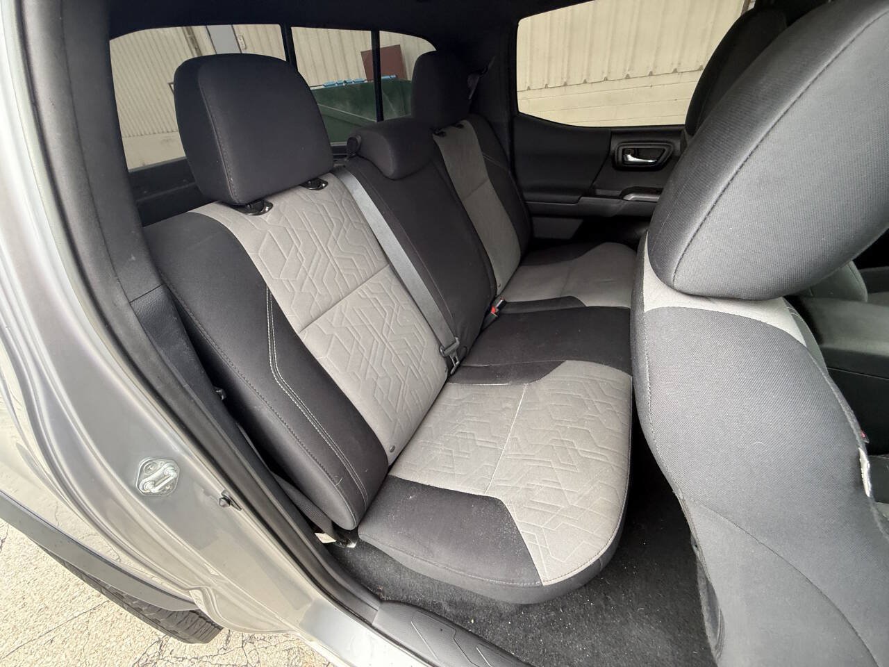 Used 2021 Toyota Tacoma TRD Off-Road AWD/4WD image 35