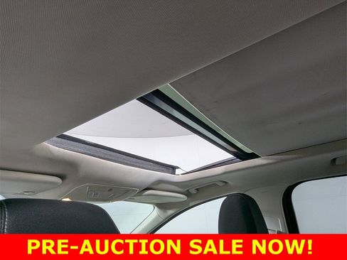 Used 2017 Ford Escape SE image 24