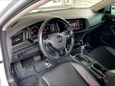 Used 2019 Volkswagen Jetta SEL FWD image 16