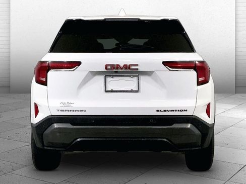Used 2025 GMC Terrain Elevation FWD image 3
