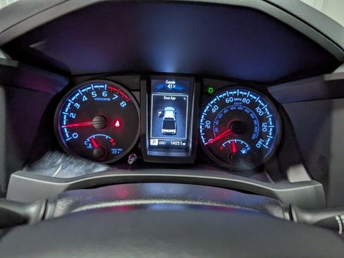 Used 2023 Toyota Tacoma SR image 15