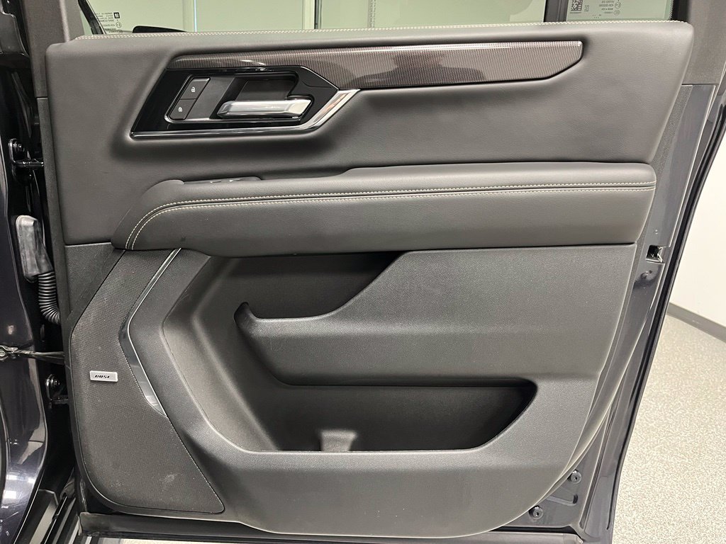 Used 2025 GMC Yukon XL Elevation w/ LPO, Get Active Package AWD/4WD image 49