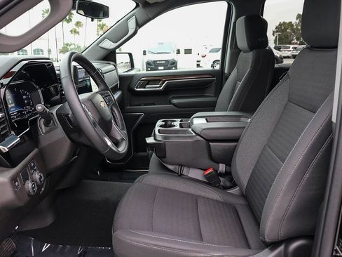 Used 2023 Chevrolet Silverado 1500 LT RWD image 21