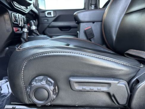 Used 2022 Jeep Gladiator Mojave w/ Trailer Tow Package image 12