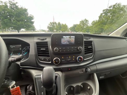Used 2025 Ford Transit 250 Low Roof w/ Exterior Upgrade Package RWD image 9