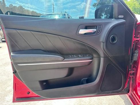Used 2015 Dodge Charger R/T w/ Plus Group RWD image 9