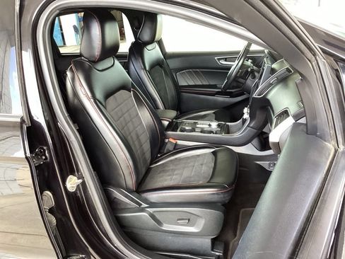 Used 2022 Ford Edge ST-Line w/ Class II Trailer Tow Package AWD/4WD image 39
