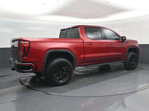 Used 2024 GMC Sierra 1500 AT4 w/ Technology Package AWD/4WD image 29