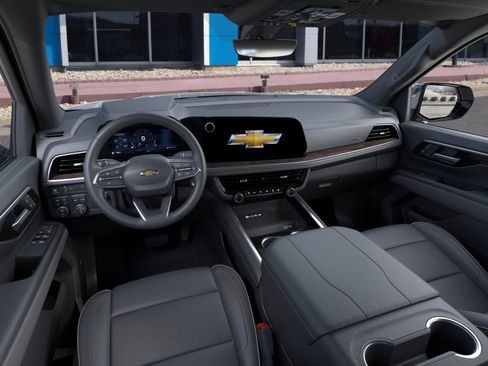 New 2026 Chevrolet Suburban Premier image 65