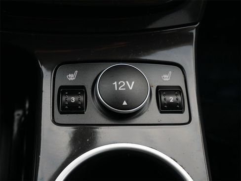 Used 2016 Ford Escape Titanium image 25