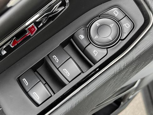 Used 2024 GMC Sierra 1500 AT4X image 31