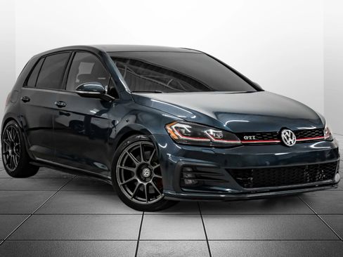 Used 2019 Volkswagen GTI SE FWD image 7