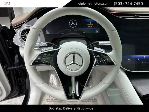 Used 2023 Mercedes-Benz EQS 580 4MATIC SUV image 29