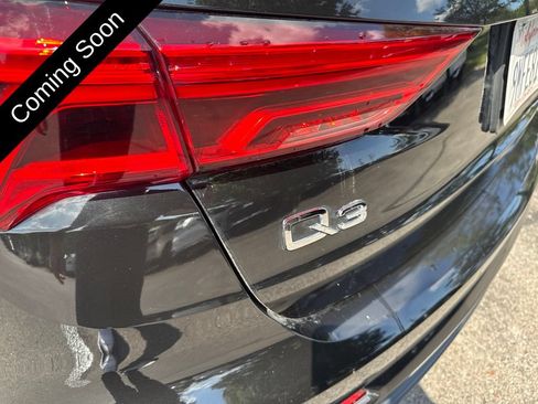 Used 2020 Audi Q3 2.0T Premium w/ Convenience Package AWD/4WD image 31