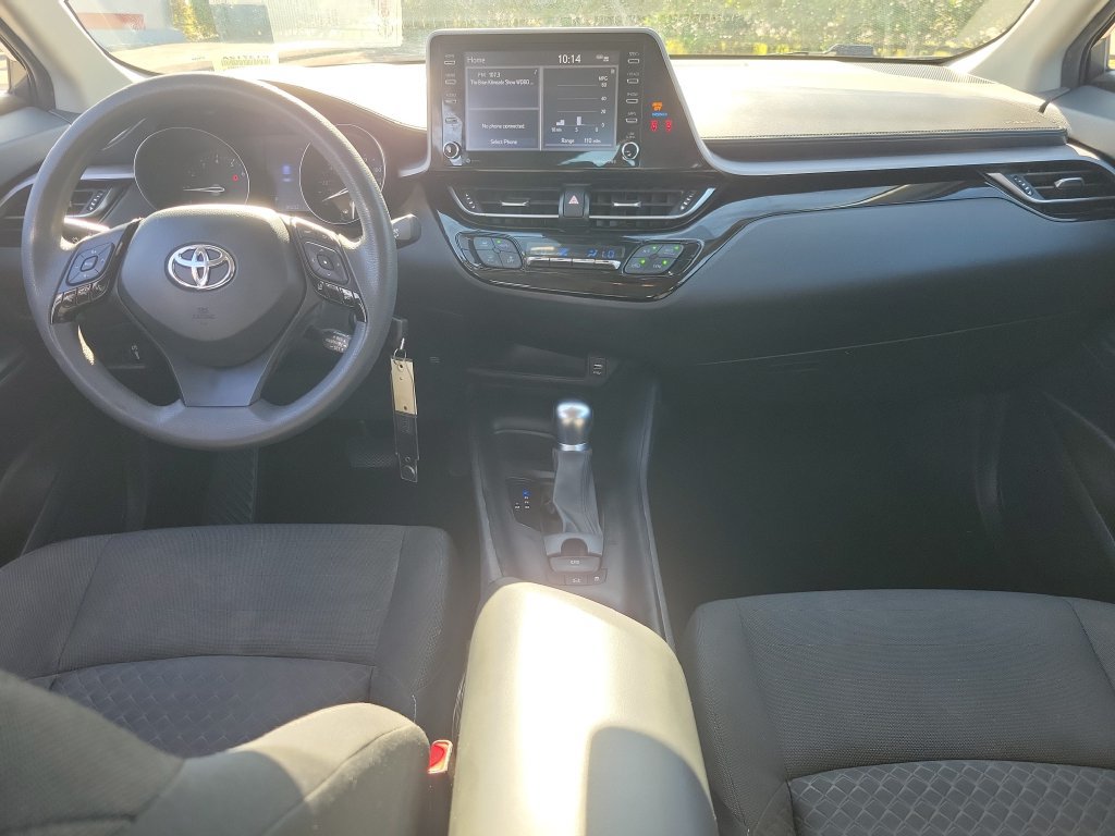 Used 2021 Toyota C-HR LE FWD image 10