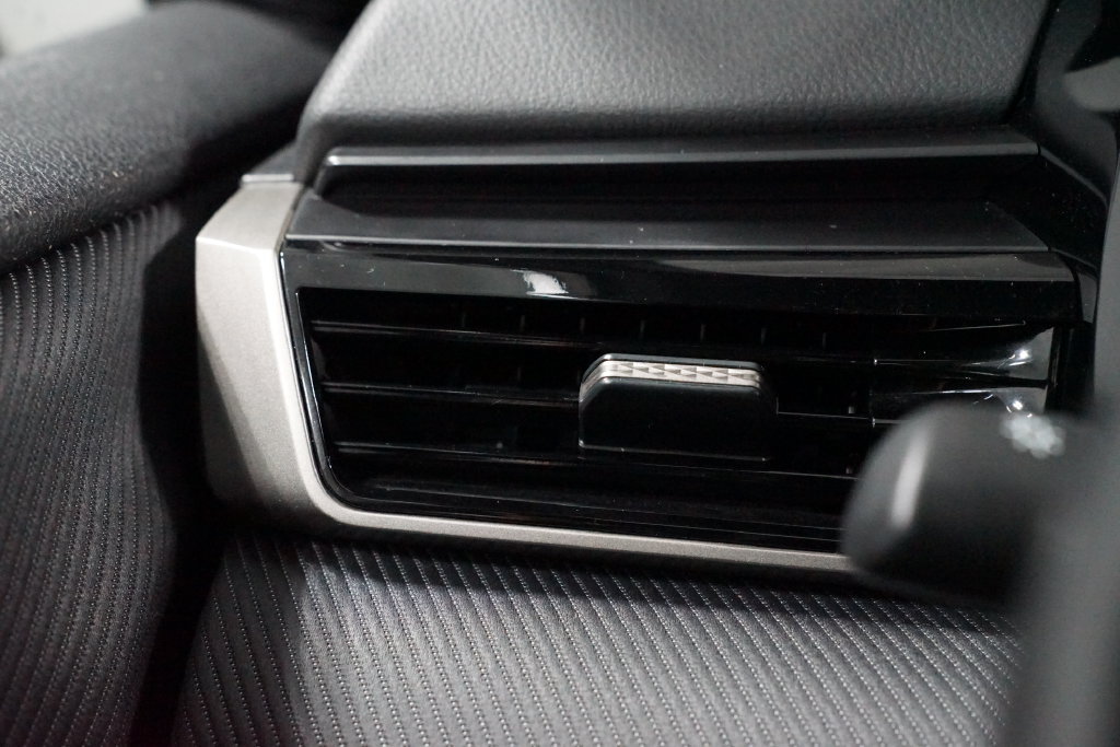 Certified 2025 Toyota Camry SE FWD image 25