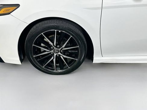 Used 2021 Toyota Camry SE w/ Convenience Package AWD/4WD image 31