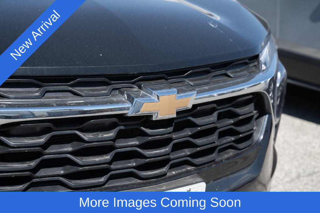 Used 2026 Chevrolet Trax LT FWD image 8