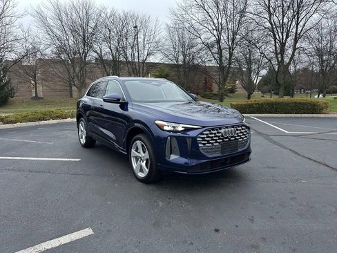 New 2025 Audi Q5 Premium Plus image 1