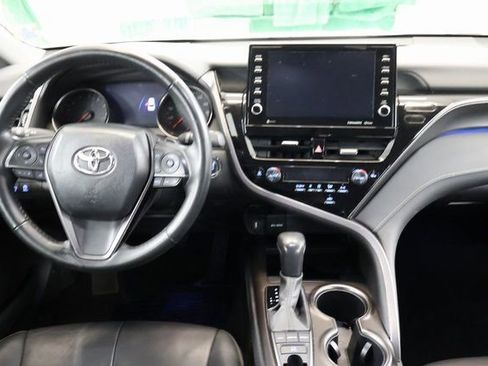 Used 2024 Toyota Camry XSE image 14