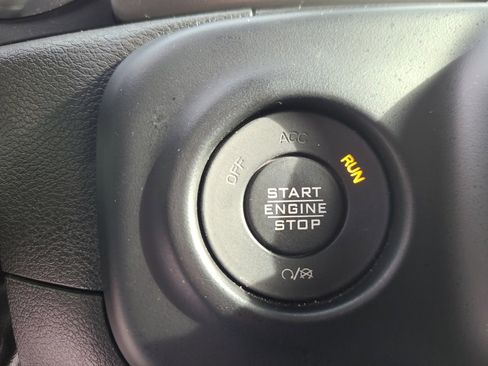 Used 2023 Jeep Wrangler Unlimited Rubicon 4xe image 22