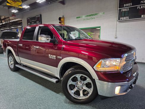 Used 2016 RAM 1500 Laramie w/ Convenience Group image 14