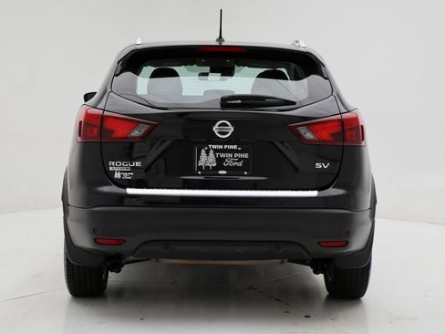 Used 2019 Nissan Rogue Sport SV image 7