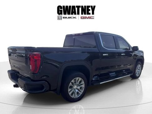 Used 2023 GMC Sierra 1500 Denali w/ Technology Package AWD/4WD image 5