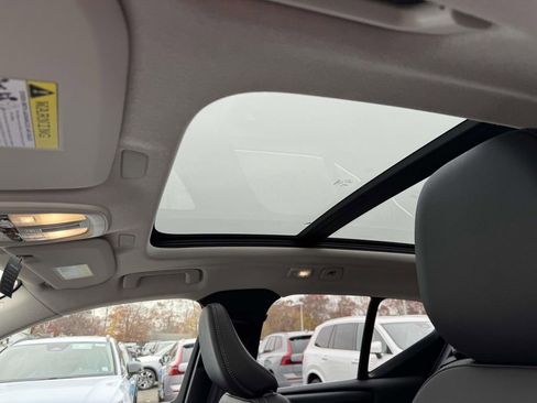 Used 2025 Volvo XC40 B5 Ultra w/ Protection Package Premier image 17